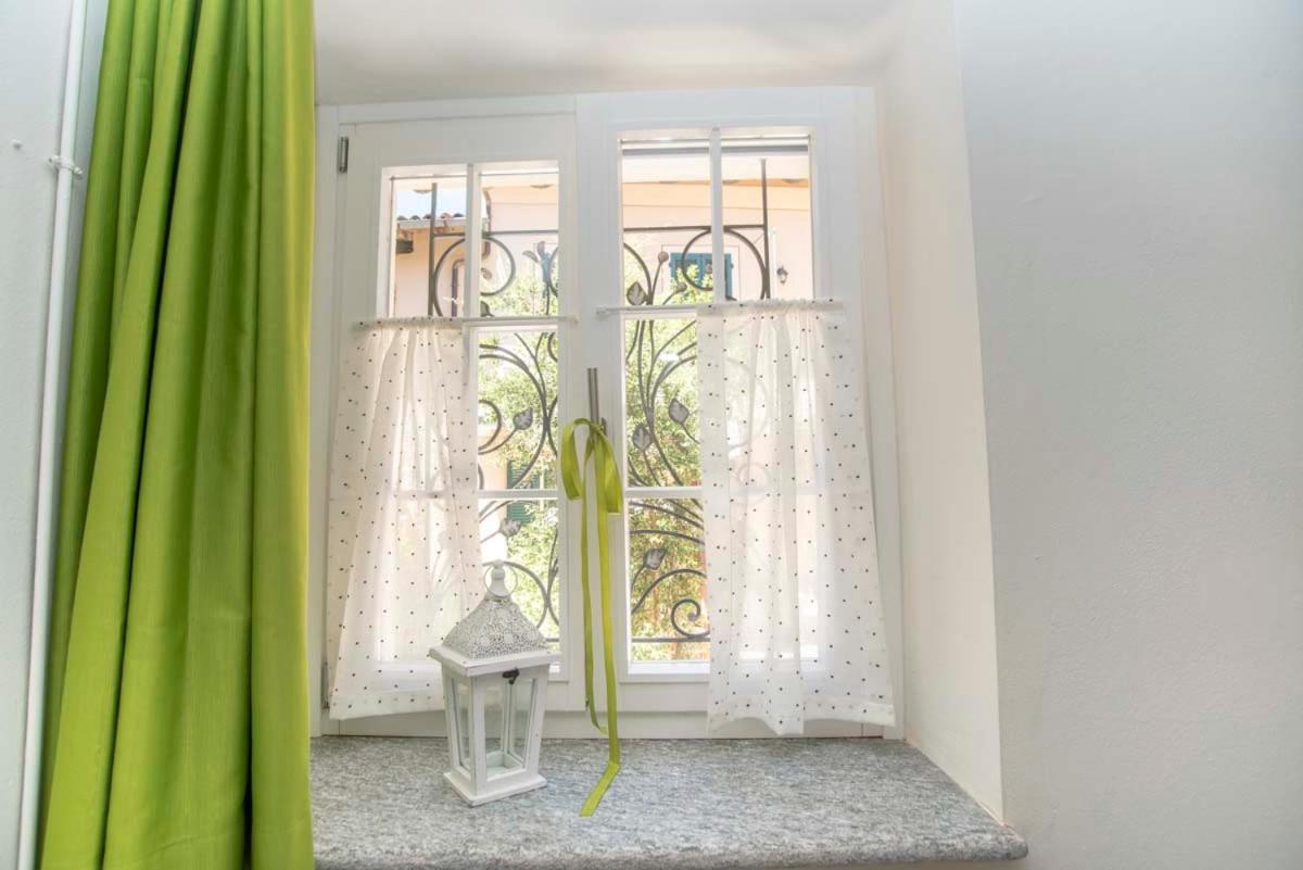 Casa Mia Villa Castelveccana Buitenkant foto