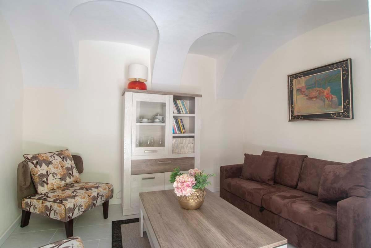 Casa Mia Villa Castelveccana Buitenkant foto